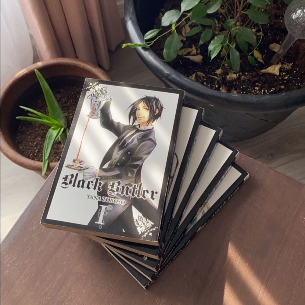 Black Butler Manga Issues 1-5